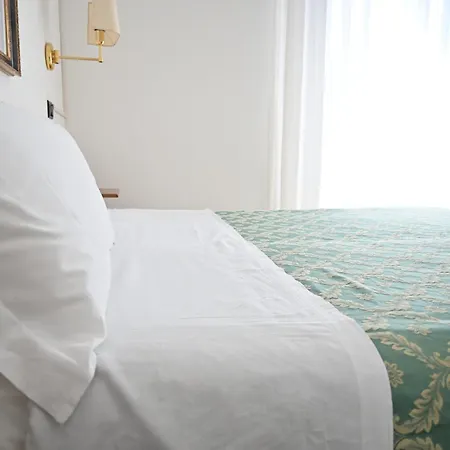 Montecarlo 3*