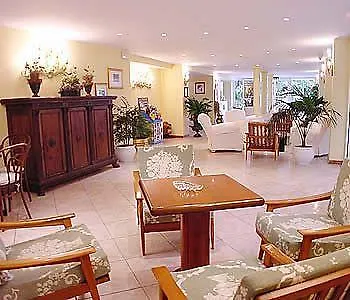 Szálloda Montecarlo 3*